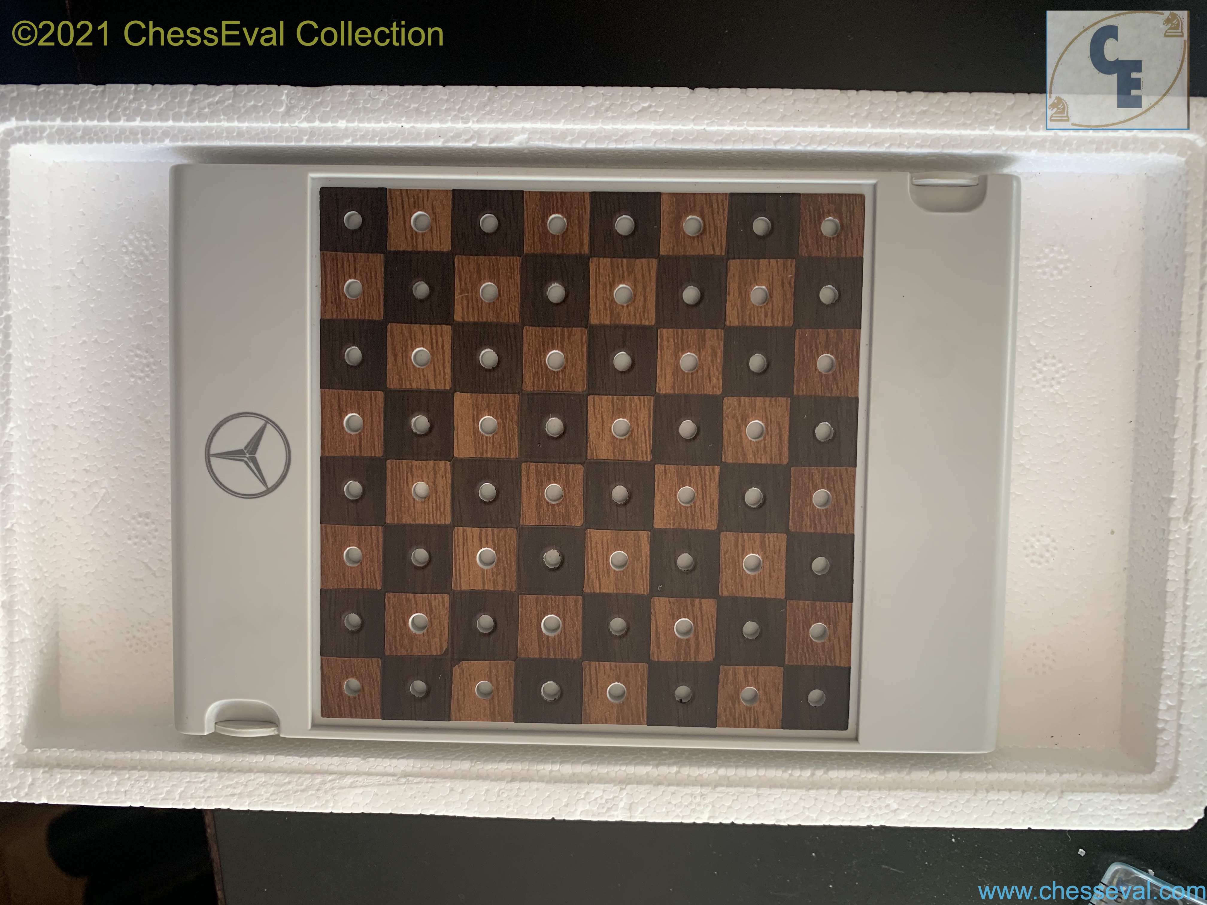 Mercedes-Benz Aachen Design White Model — Aachen-0010.jpg