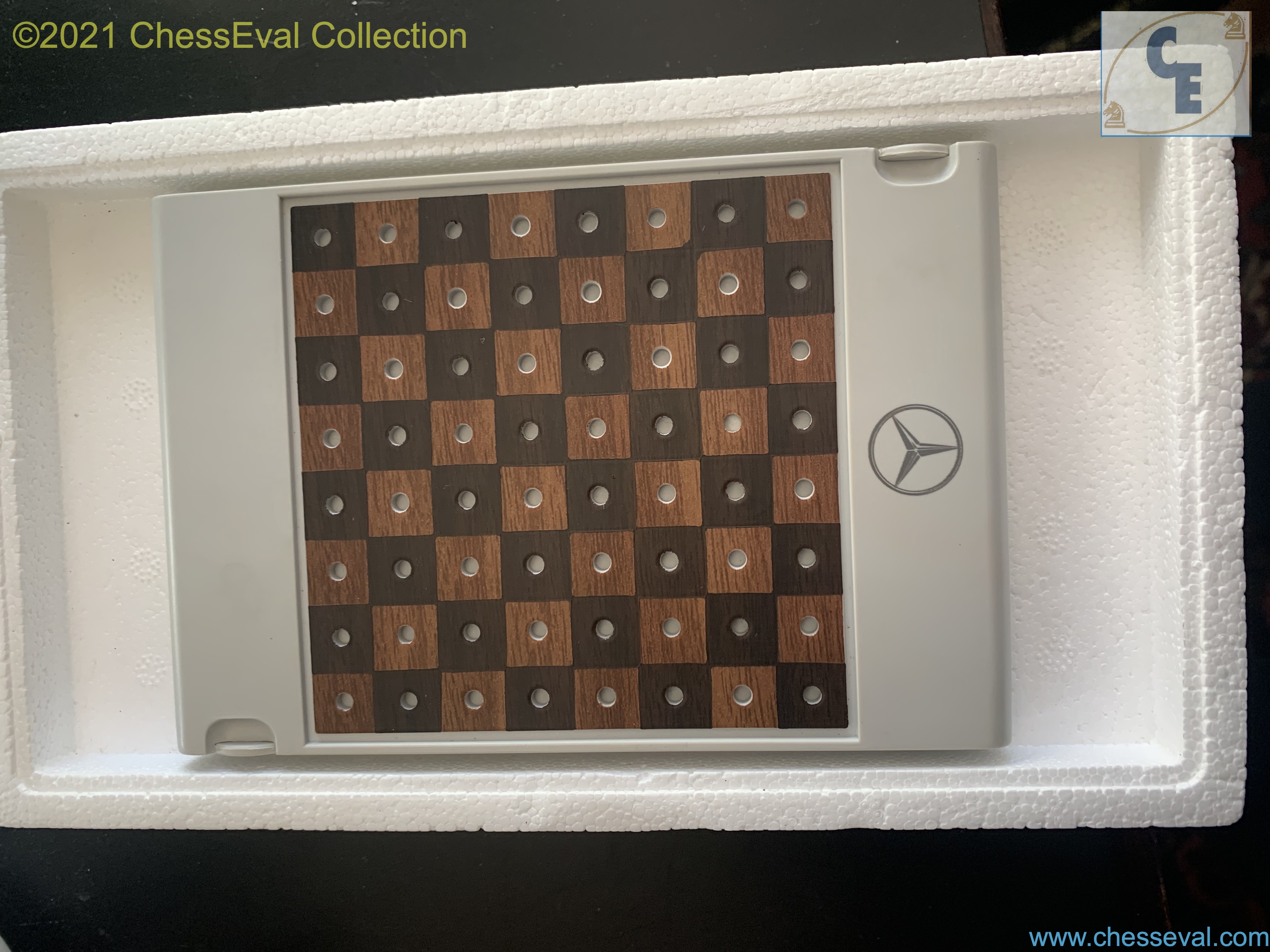Mercedes-Benz Aachen Design White Model — Aachen-0009.jpg