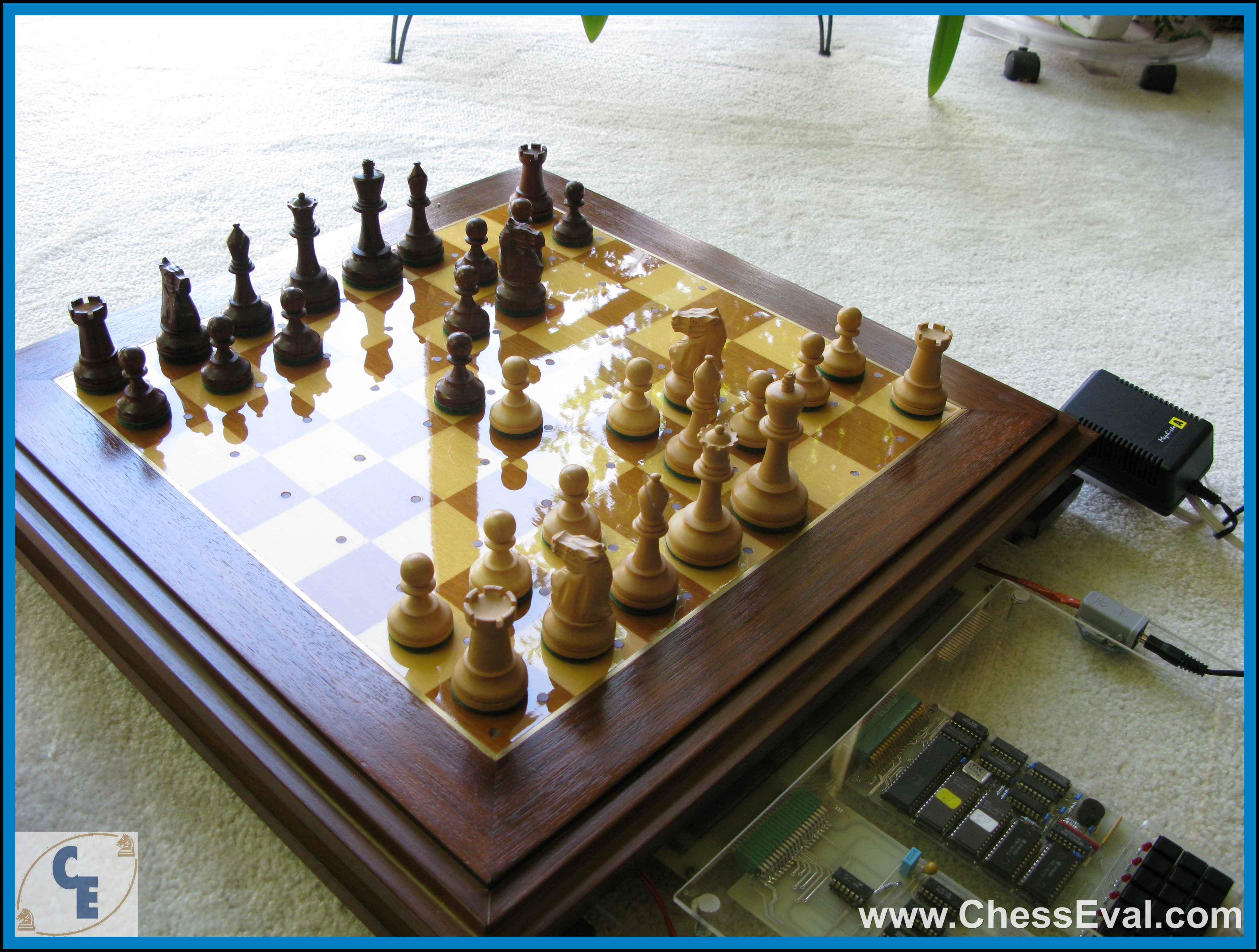 Mercedes-Benz Chess Computer Number 3 (1988) U-RARE — IMG_9151.jpeg