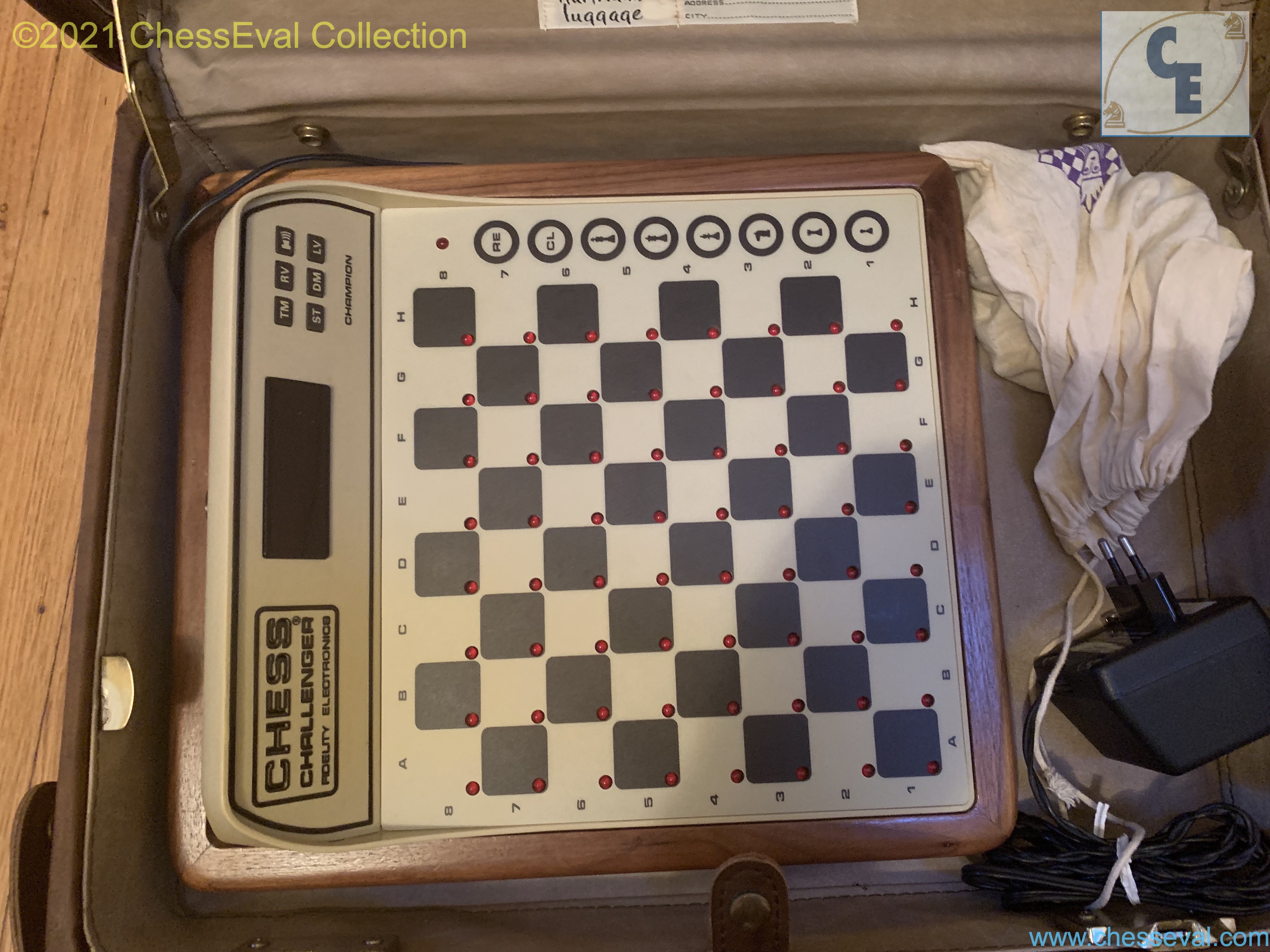 Fidelity Elite Champion eXperimental (Program X Travemunde) - 001 (1981) X-RARE — ChampionElite001-4.jpg