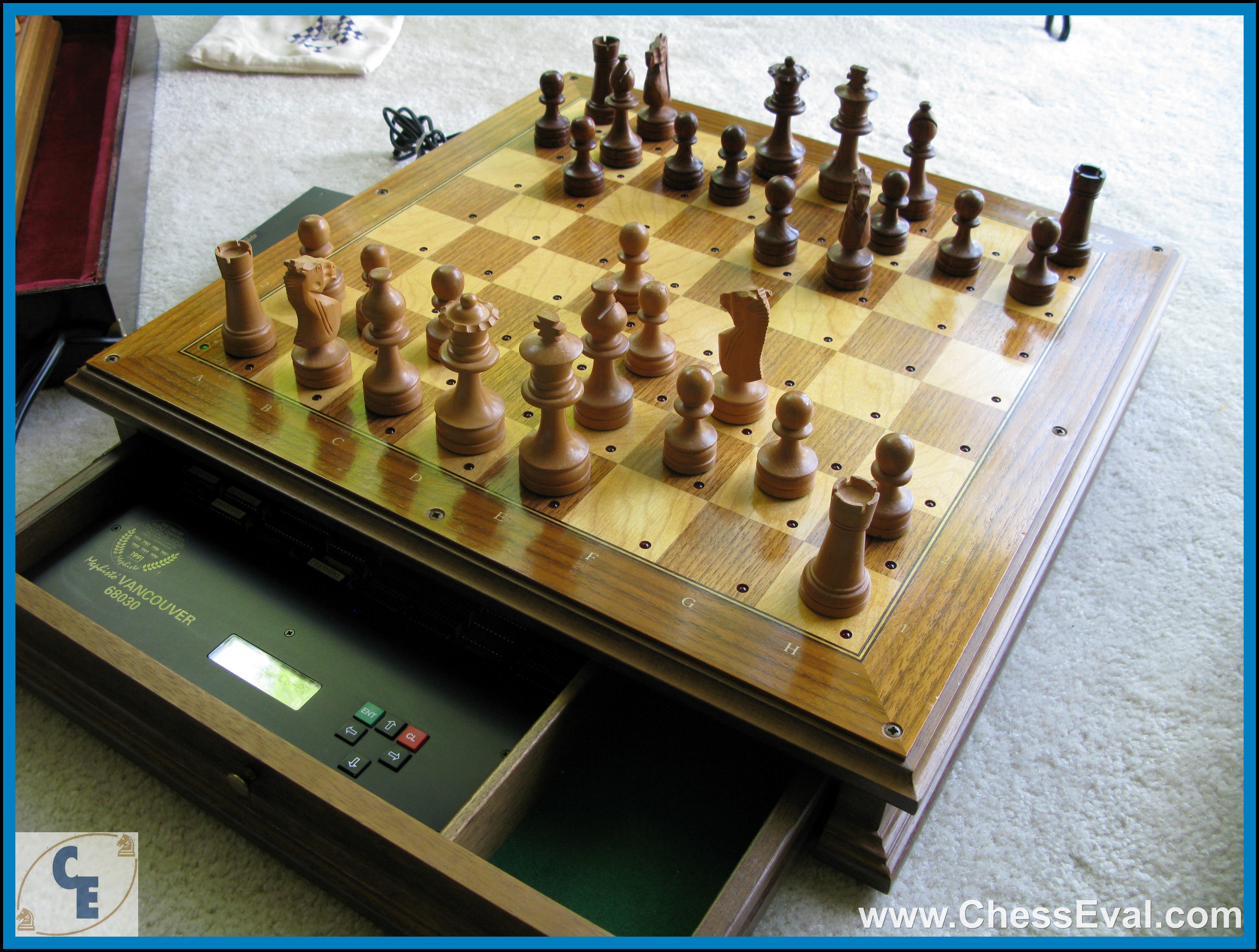 Mephisto Tournament Machine (TM) Munchen Vancouver 68030 (1991) X-RARE — TM-Vancouver-2.jpeg