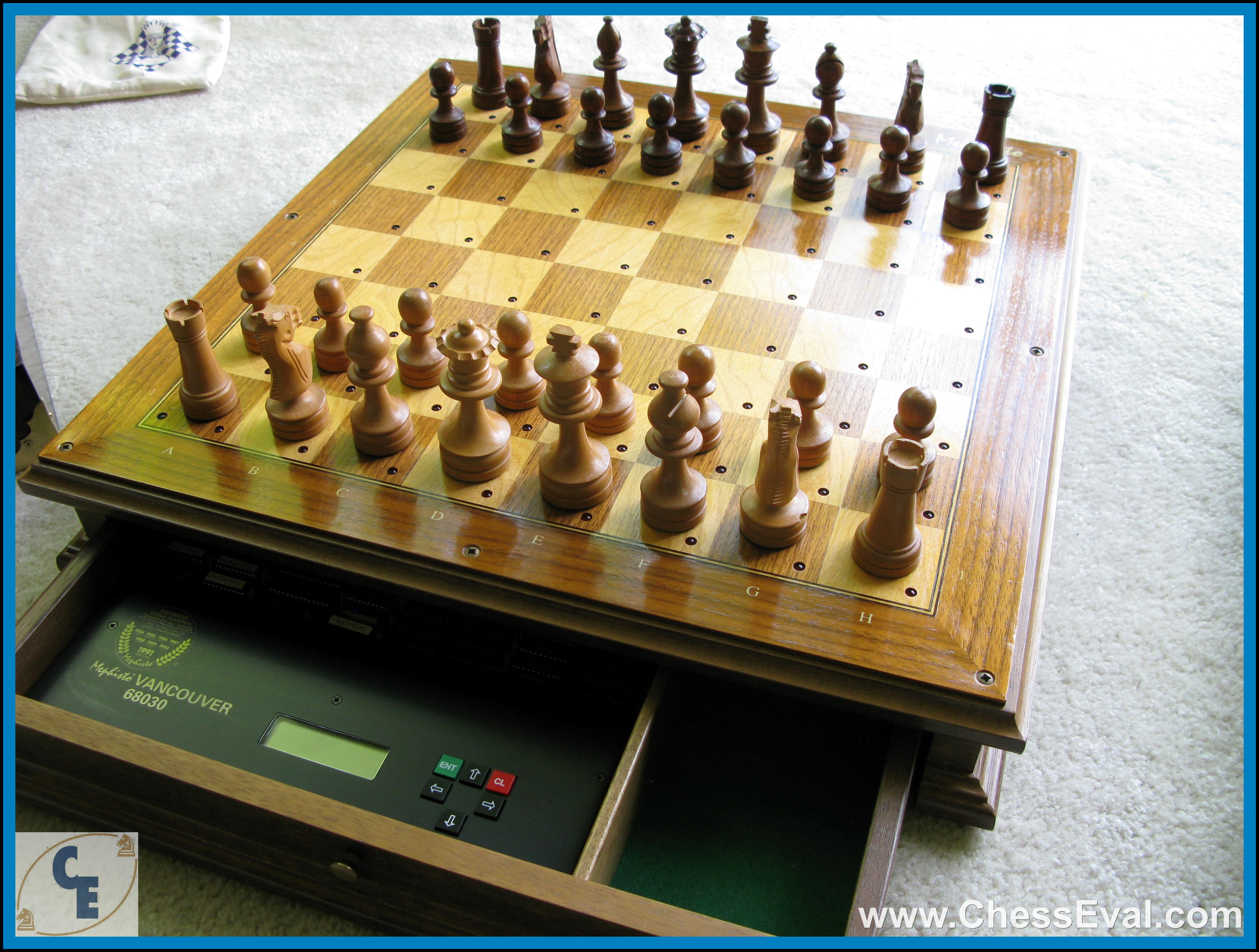Mephisto Tournament Machine (TM) Munchen Vancouver 68030 (1991) X-RARE — TM-Vancouver-1.jpeg