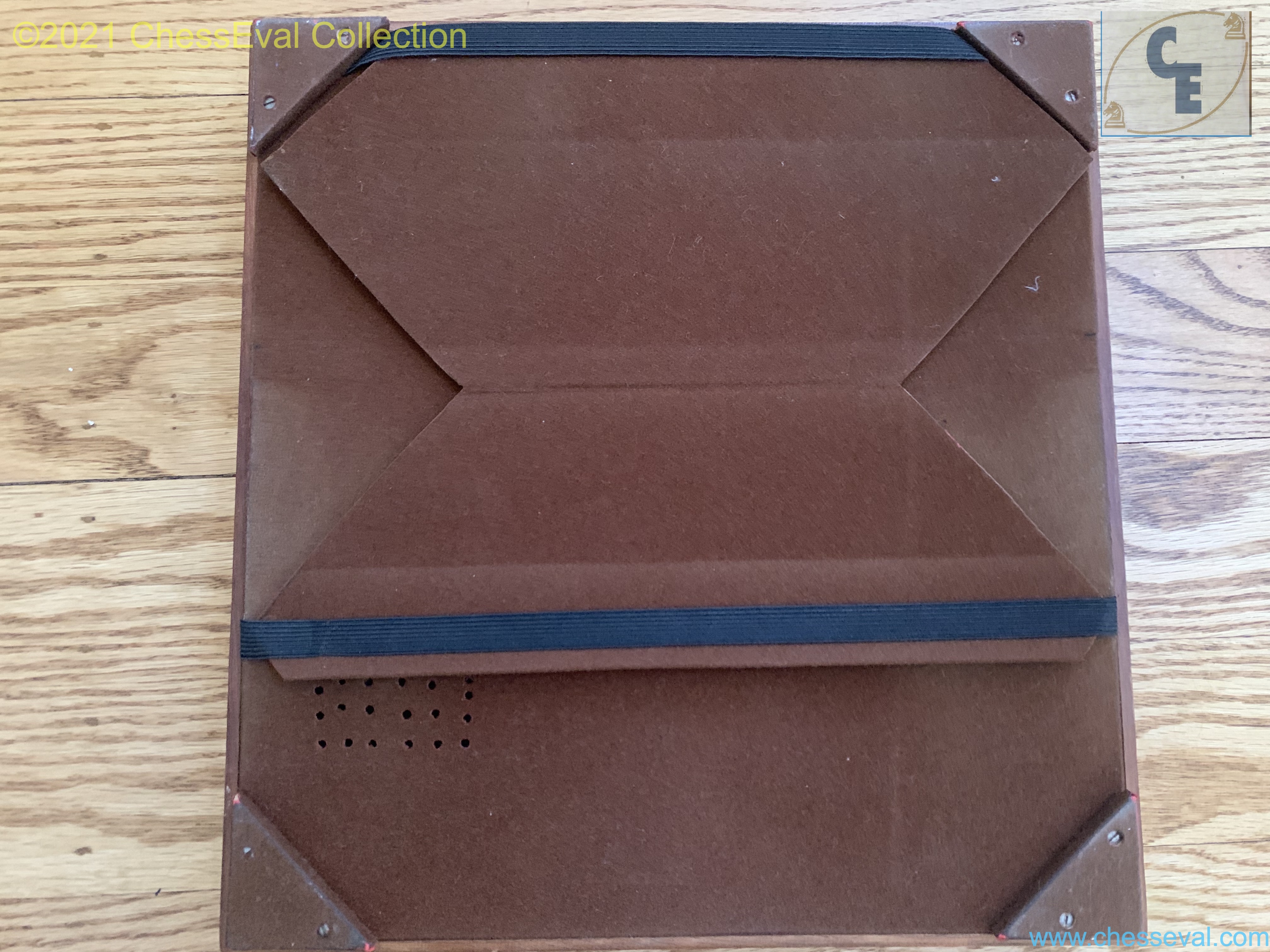 Fidelity Sensory Chess Challenger 9 with wood case (1982) U-RARE — FidelityCSC9-0005.jpg