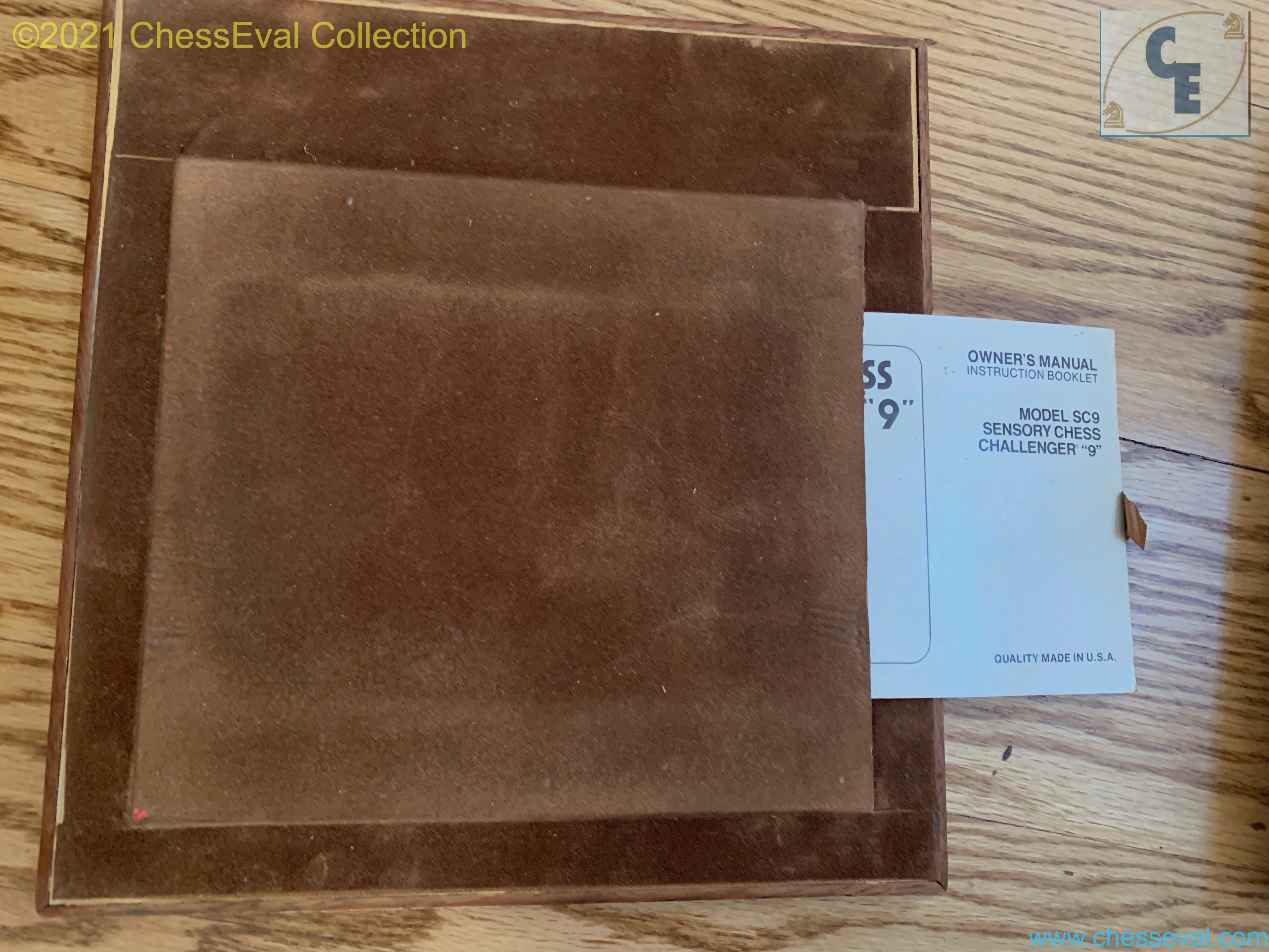 Fidelity Sensory Chess Challenger 9 with wood case (1982) U-RARE — FidelityCSC9-0003.jpg